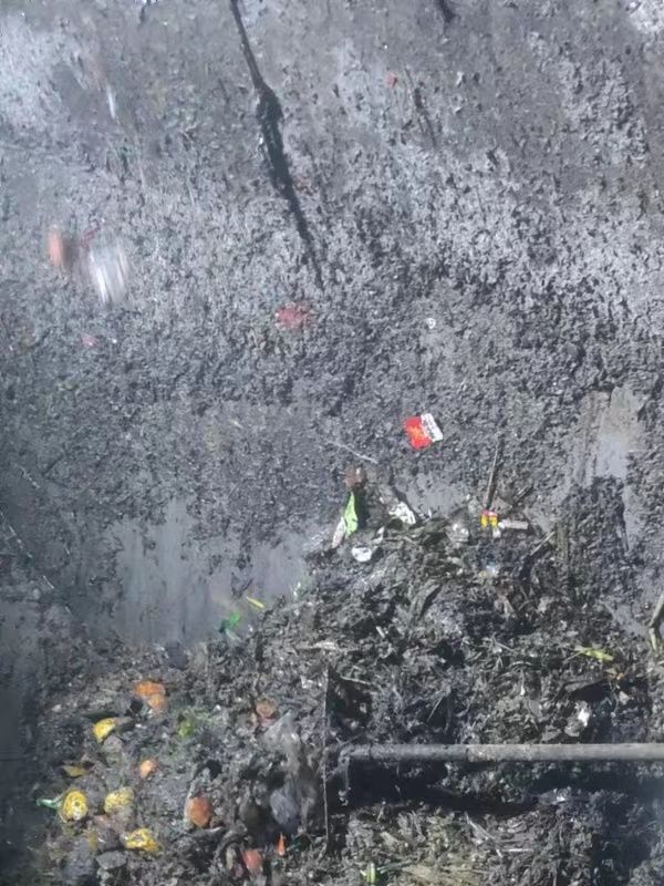 绥芬河污水池清理